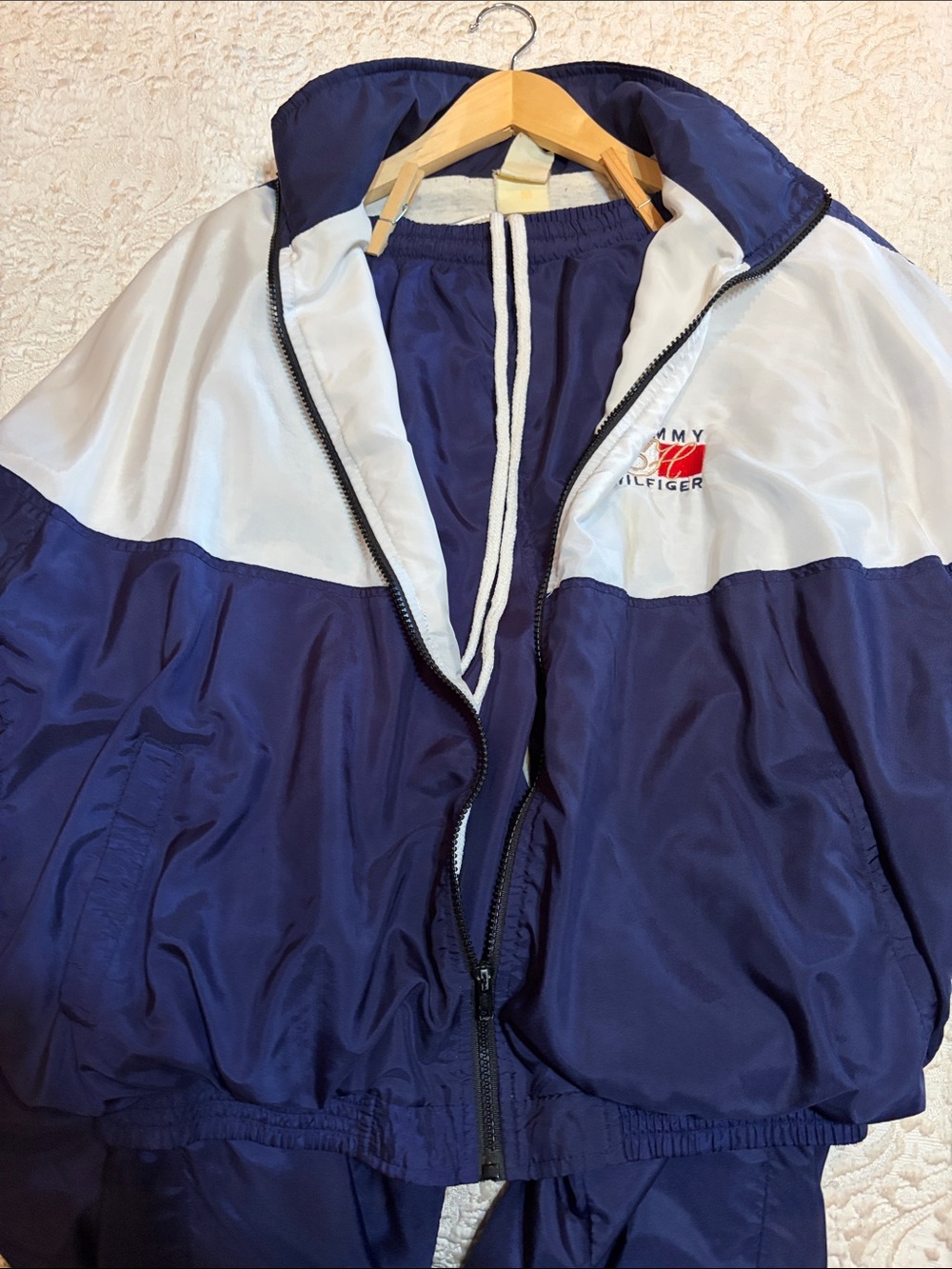 Tommy Hilfiger Navy and White windbreaker type Jacket medium size